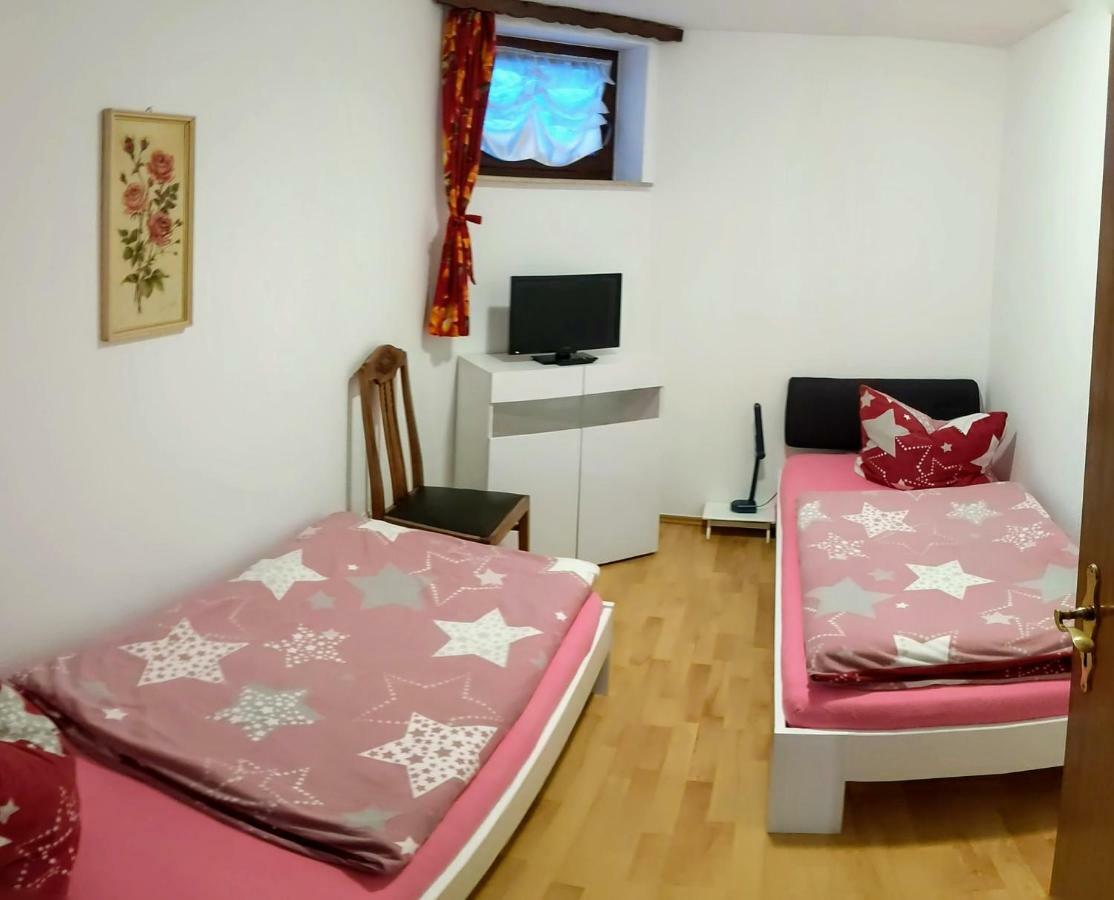 Ferienwohnung Mit Terrasse กริมมา ภายนอก รูปภาพ